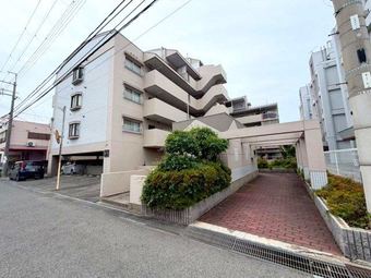 3LDK apartment in Wakayama City