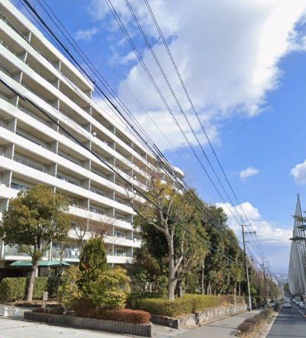 3LDK apartment in Takarazuka, Hyogo - Photo 1