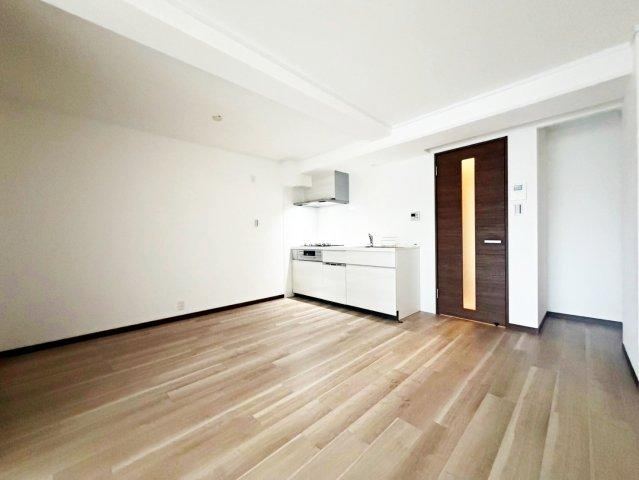 1LDK apartment in Yodogawa Ward, Osaka - Photo 1