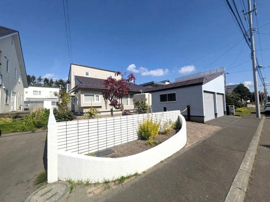 4LDK+S house in Kita Ward, Sapporo, Hokkaido - Photo 1