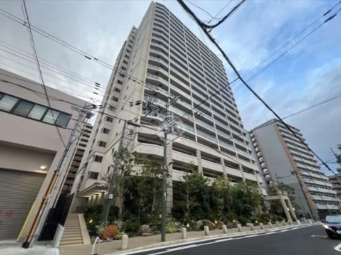 3LDK apartment in Tennoji Ward, Osaka - Photo 1