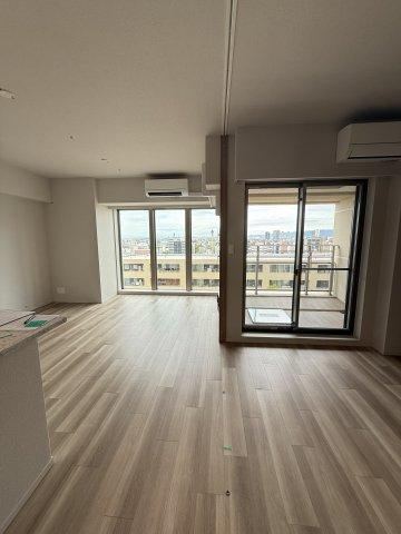 3LDK apartment in Tennoji Ward, Osaka - Photo 1
