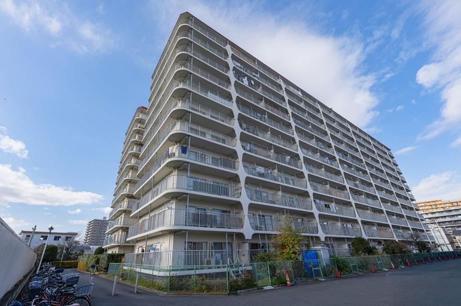 3LDK apartment in Kawaguchi, Saitama - Photo 1