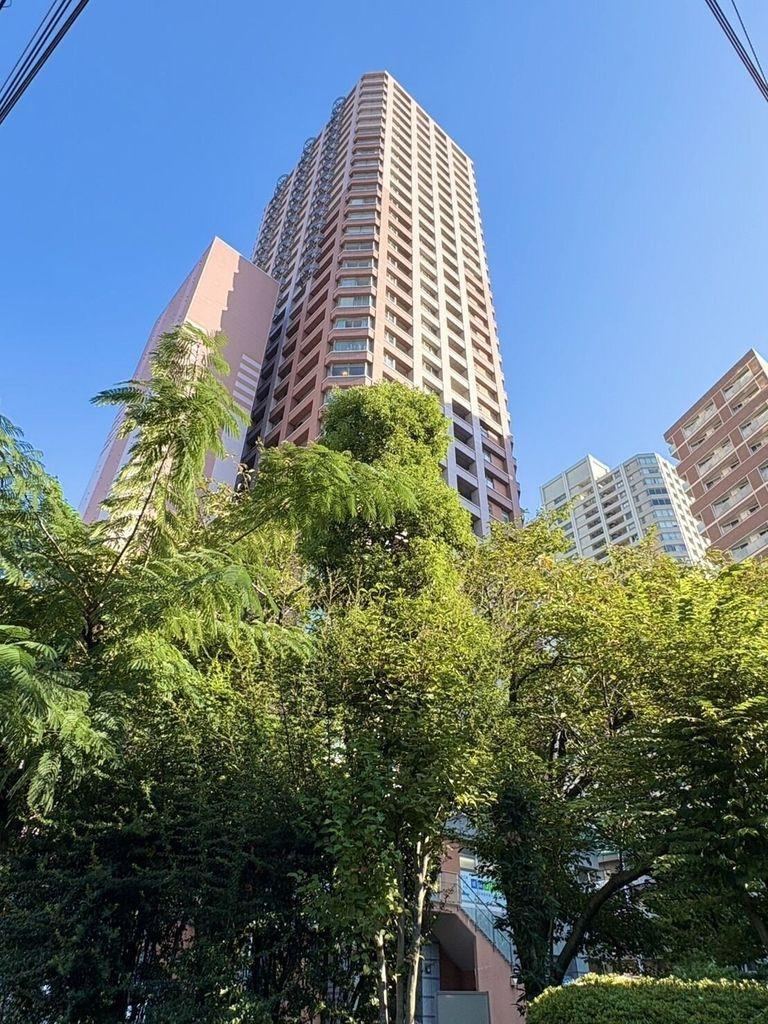 2LDK apartment in Midori Ward, Sagamihara, Kanagawa - Photo 1