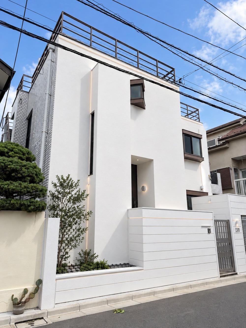 4DK house in Suginami Ward, Tokyo - Photo 1