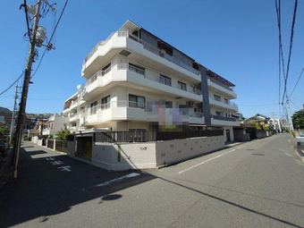 4DK apartment in Nishi Ward