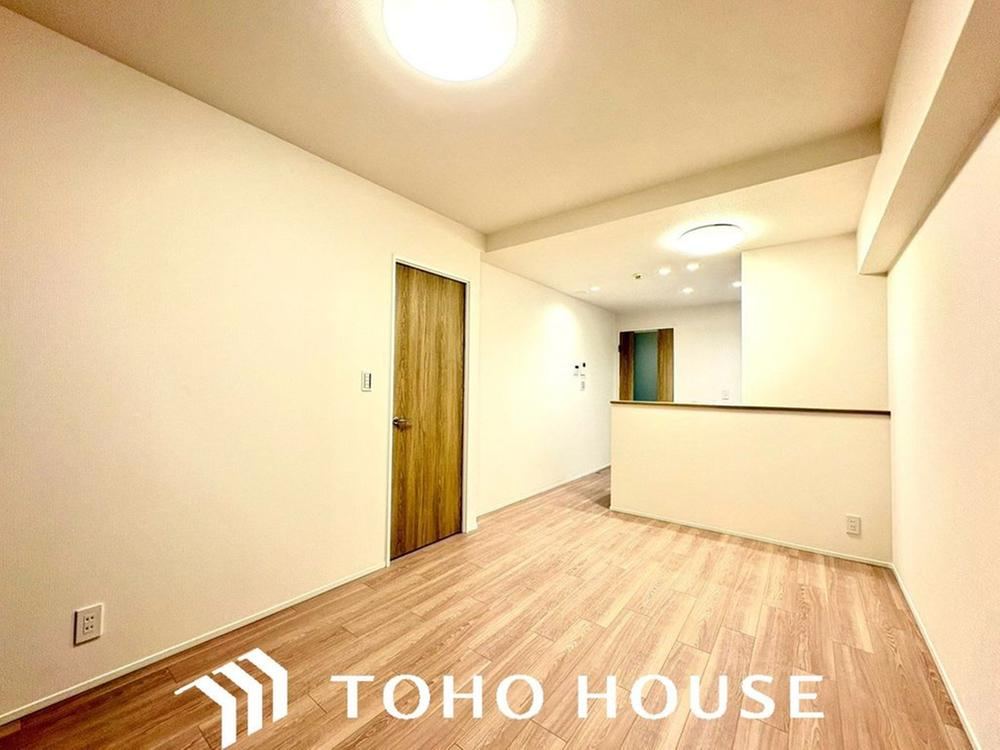 2LDK+S apartment in Nishi Ward, Osaka - Photo 1