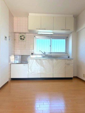2DK apartment in Nishinomiya, Hyogo - Photo 1