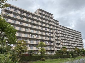 3LDK apartment in Nishi Ward