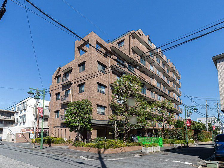 3LDK apartment in Minami Ward, Saitama - Photo 1