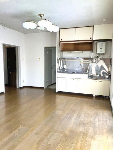 3DK apartment in Nishi Ward, Sapporo, Hokkaido - photo 3