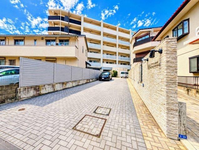 3LDK apartment in Kohoku Ward, Yokohama, Kanagawa - Photo 1