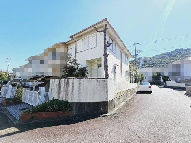 4LDK house in Suma Ward, Kobe, Hyogo - Photo 1