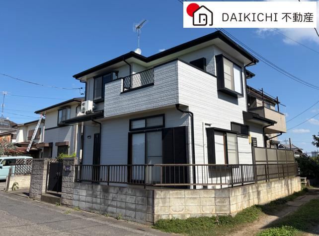 3LDK house in Kazo, Saitama - Photo 1