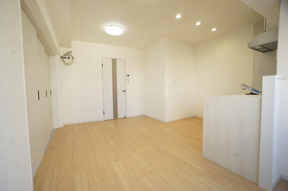 2LDK apartment in Naka Ward, Nagoya, Aichi - Photo 1