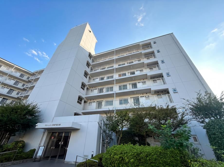3LDK apartment in Totsuka Ward, Yokohama, Kanagawa - Photo 1