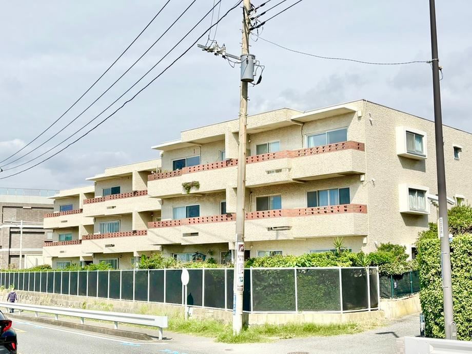 2LDK apartment in Kamakura, Kanagawa - Photo 1