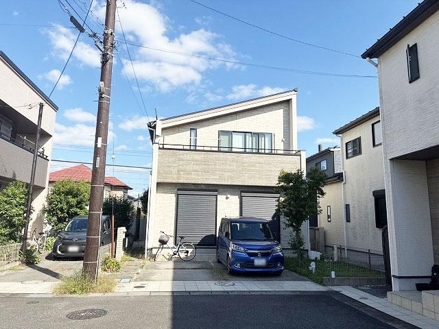 2LDK house in Nagareyama, Chiba - Photo 1