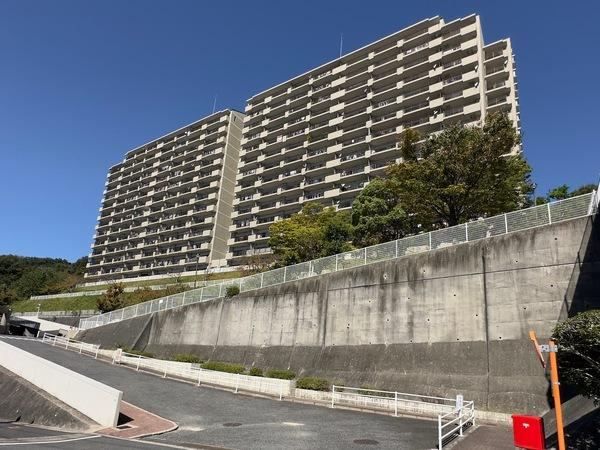 2LDK apartment in Nishi Ward, Hiroshima - Photo 1
