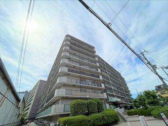 3LDK apartment in Kadoma