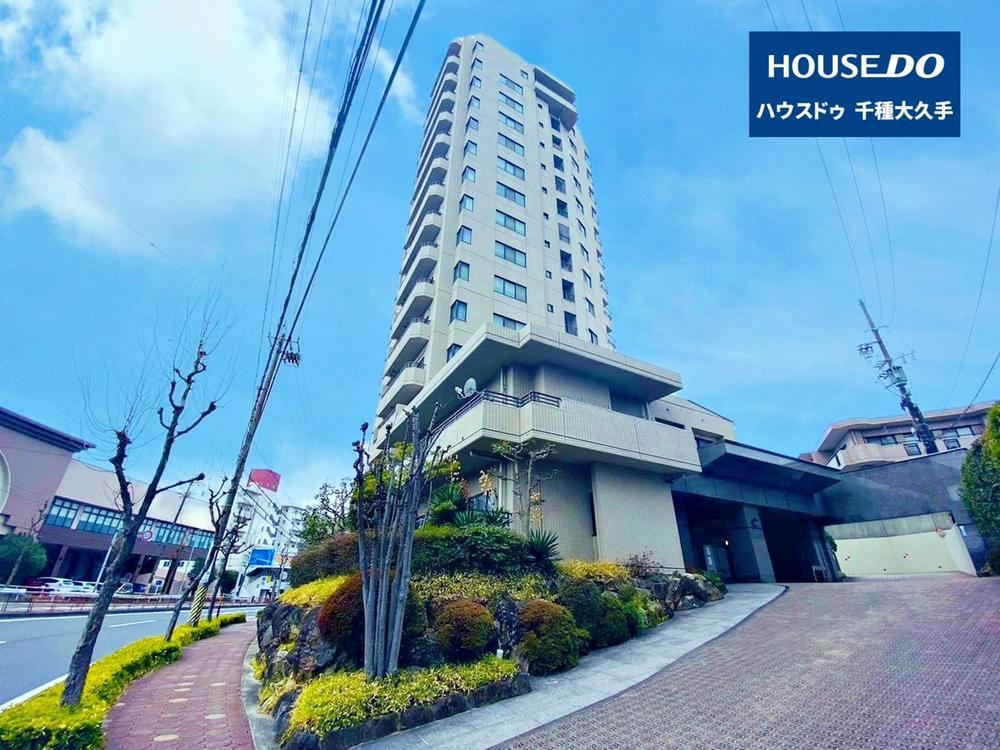 3LDK apartment in Showa Ward, Nagoya, Aichi - Photo 1