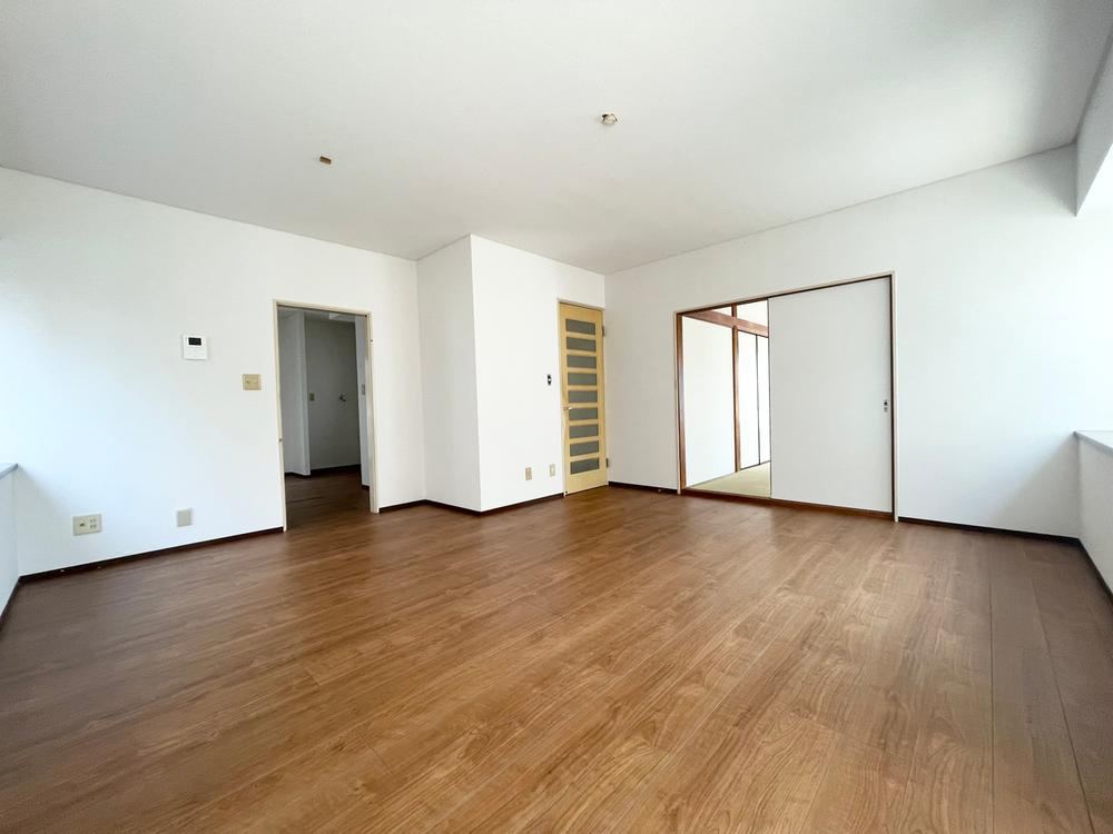 4LDK house in Miura, Kanagawa - Photo 1