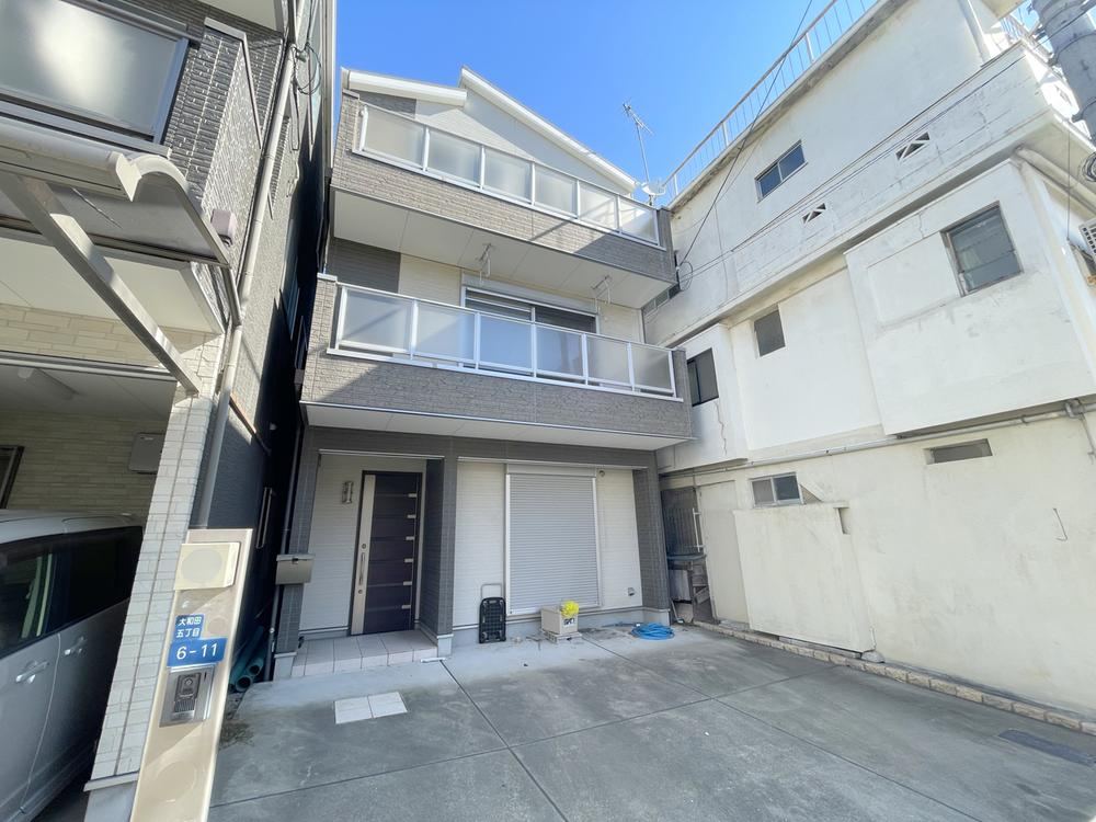 4LDK house in Nishiyodogawa Ward, Osaka - Photo 1