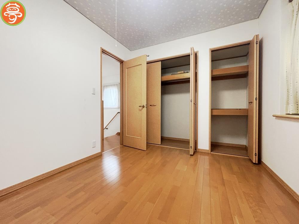 3LDK house in Fuchu, Tokyo - Photo 1