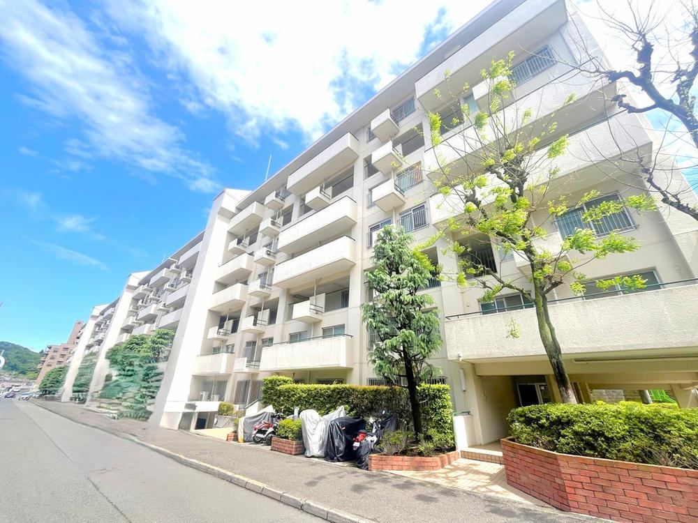 3LDK apartment in Asao Ward, Kawasaki, Kanagawa - Photo 1