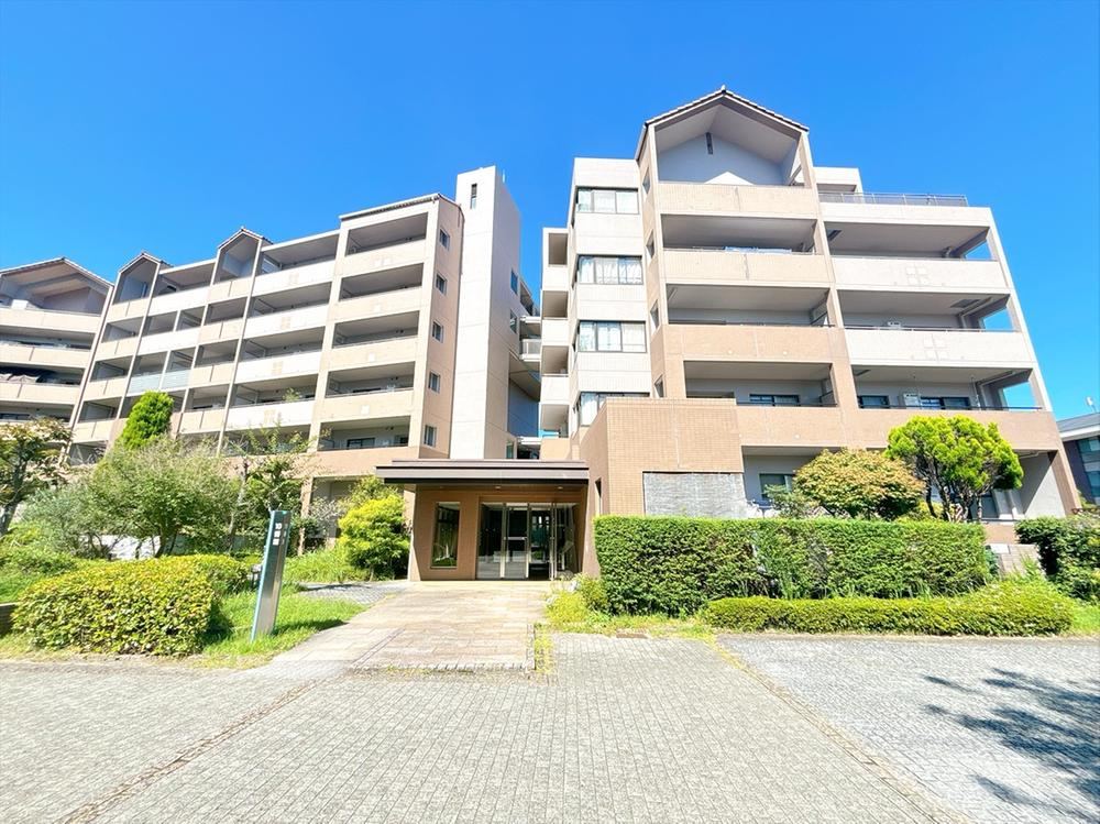 5LDK apartment in Nara, Nara - Photo 1