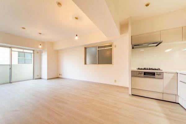 2LDK apartment in Iruma, Saitama - Photo 1