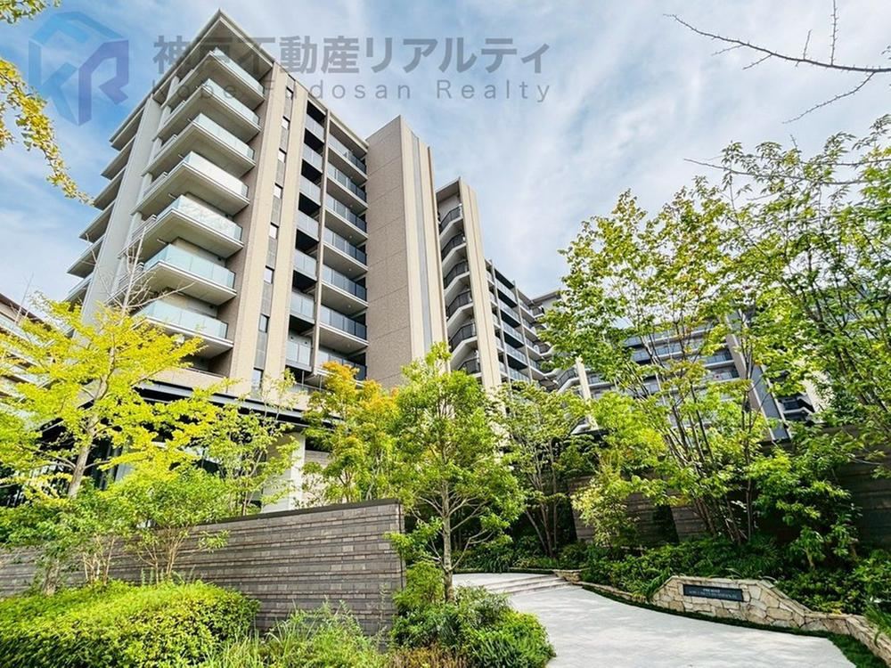 3LDK apartment in Nishi Ward, Kobe, Hyogo - Photo 1