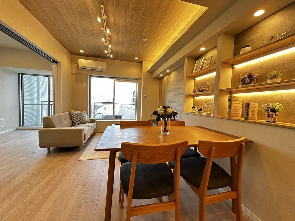 2LDK apartment in Sumida Ward, Tokyo - Photo 1