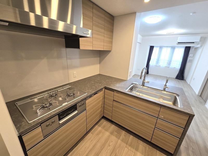 2LDK apartment in Shimogyo Ward, Kyoto - Photo 1