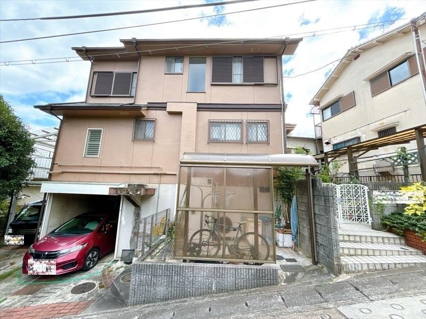 6DK house in Ikoma, Nara - Photo 1
