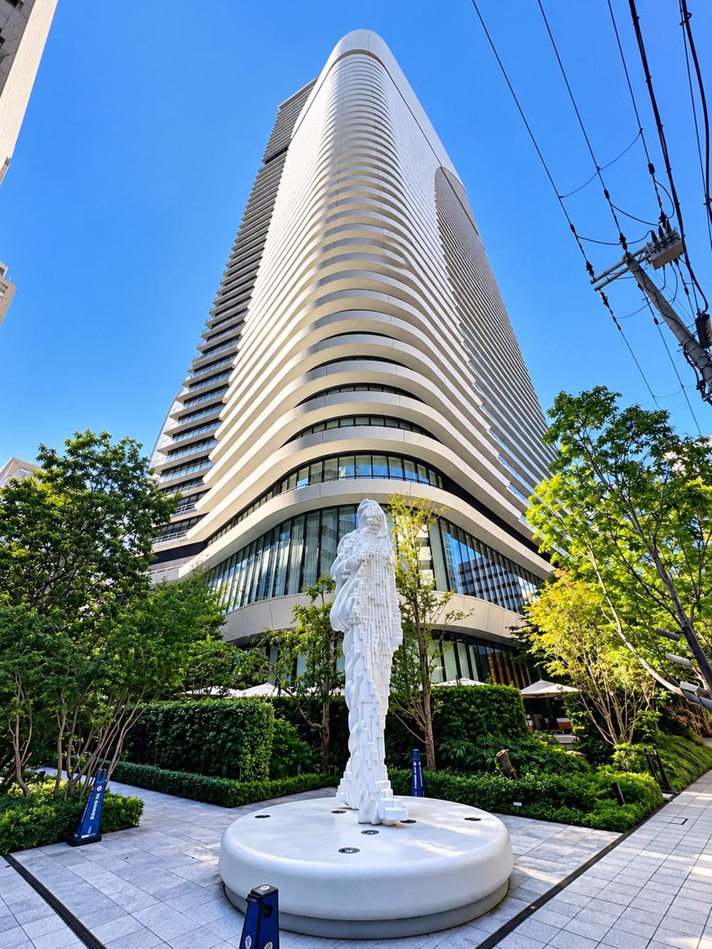 2LDK apartment in Kita Ward, Osaka - Photo 1