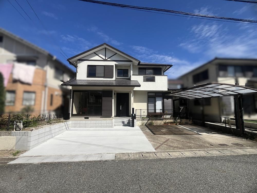 4LDK+S house in Kita Ward, Kobe, Hyogo - Photo 1