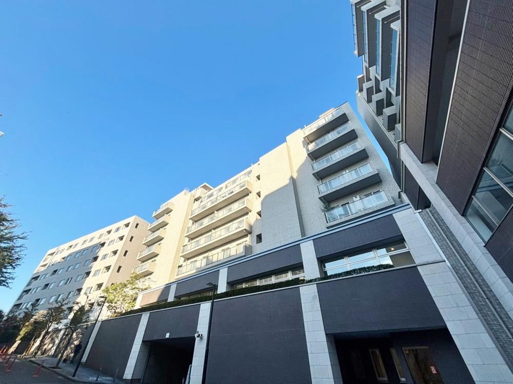 1LDK apartment in Setagaya Ward, Tokyo - Photo 1