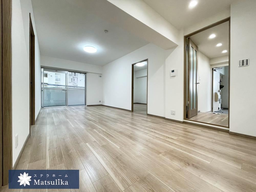 3LDK apartment in Suita, Osaka - Photo 1
