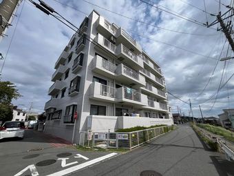 3LDK apartment in Chigasaki