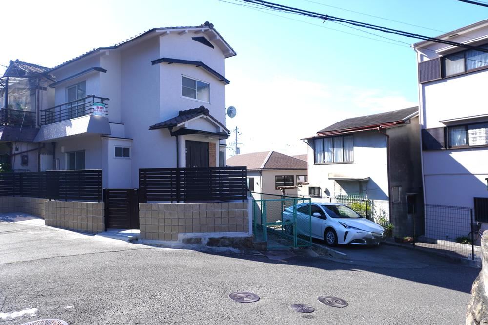 4LDK house in Daito, Osaka - Photo 1