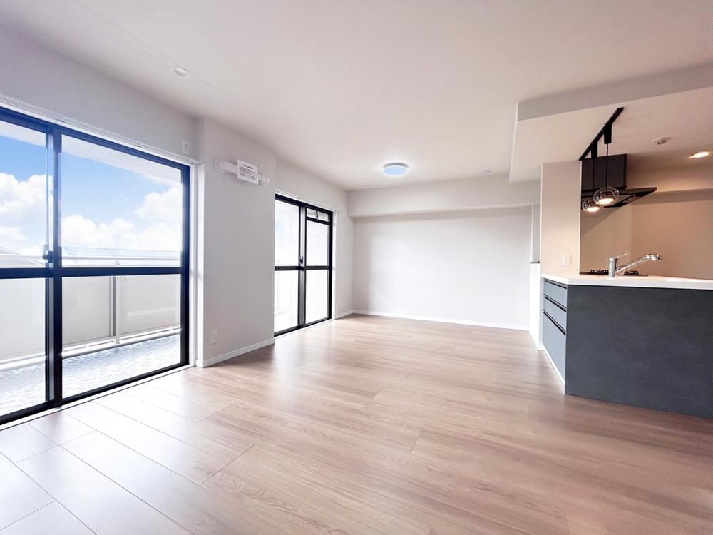 3LDK apartment in Takatsuki, Osaka - Photo 1