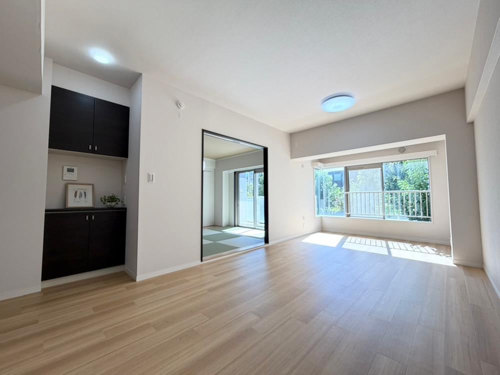 3LDK apartment in Nakano Ward, Tokyo - Photo 1