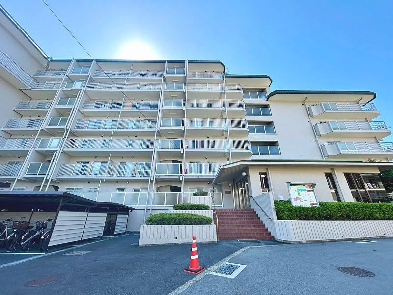 3LDK apartment in Ibaraki, Osaka - Photo 1