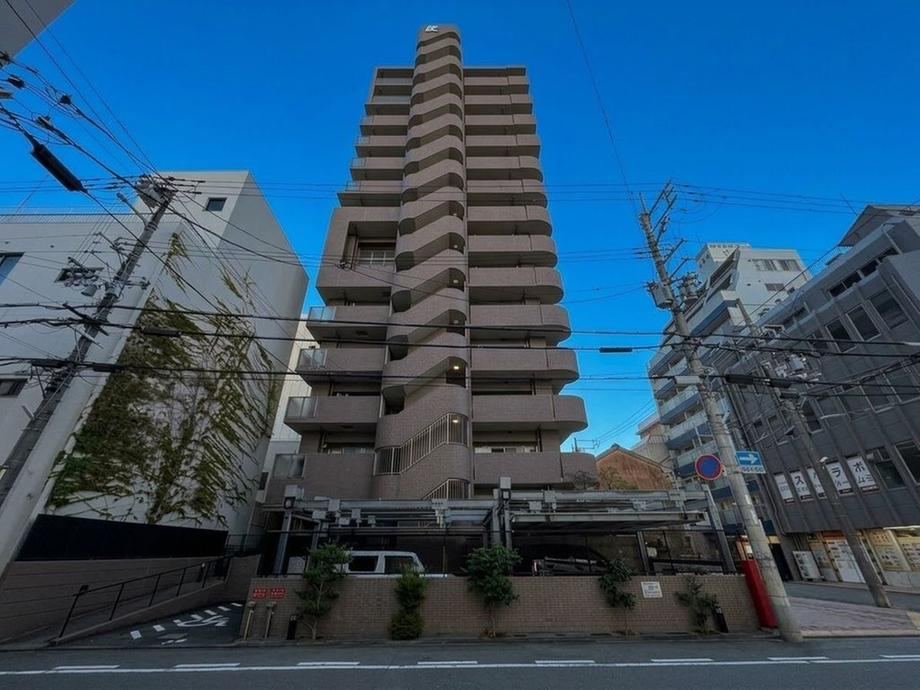 4LDK apartment in Himeji, Hyogo - Photo 1
