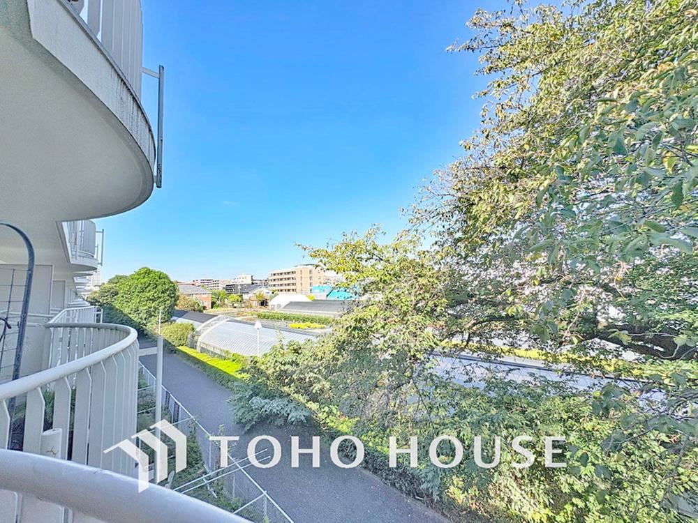 3LDK apartment in Mitaka, Tokyo - Photo 1