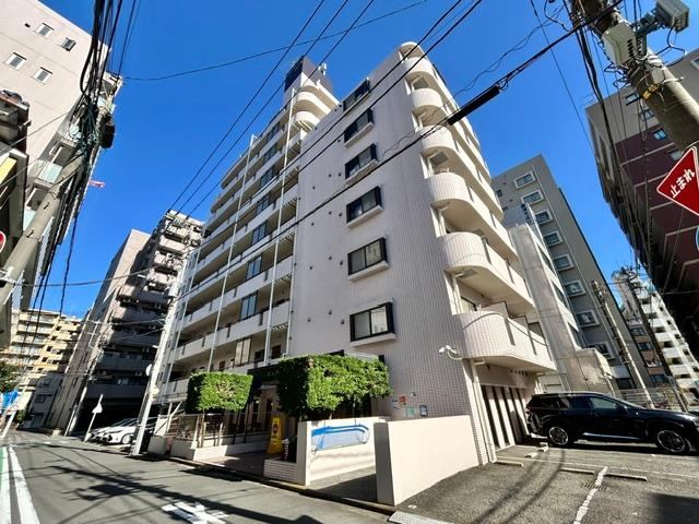4LDK apartment in Nishi Ward, Yokohama, Kanagawa - Photo 1