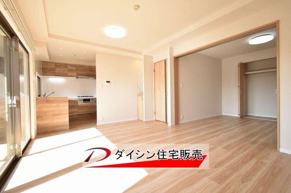 3LDK apartment in Kure, Hiroshima - Photo 1