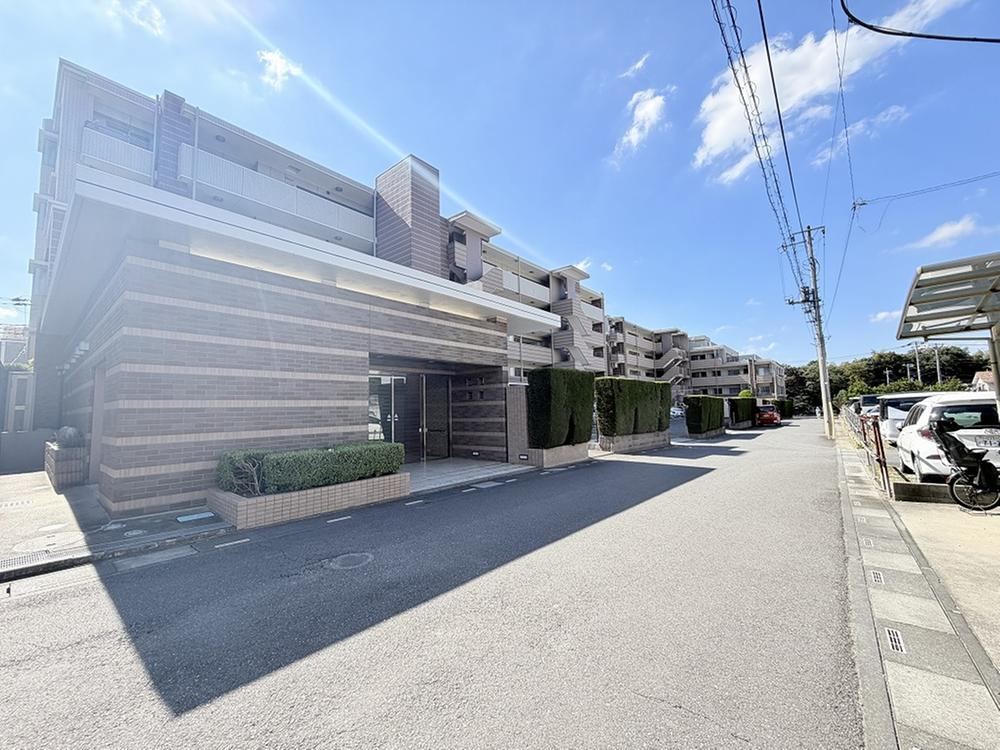 3LDK apartment in Kawaguchi, Saitama - Photo 1