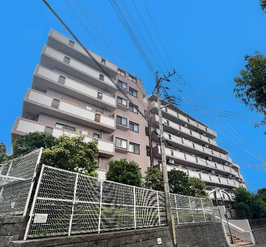 3LDK apartment in Minami Ward, Sagamihara, Kanagawa - Photo 1